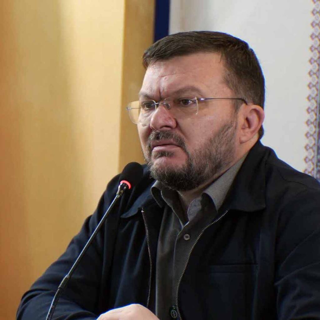 ضرورت آشنایی نسل جوان با «گفتمان انقلاب» - گفتمان حرکت عمومی سعید سعادتی